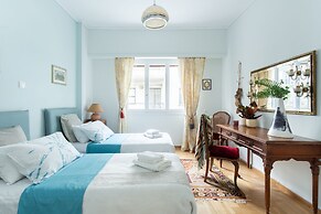 A short walk to Syntagma and Plaka