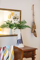 A short walk to Syntagma and Plaka