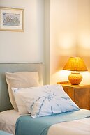 A short walk to Syntagma and Plaka