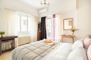 A short walk to Syntagma and Plaka