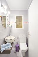 A short walk to Syntagma and Plaka