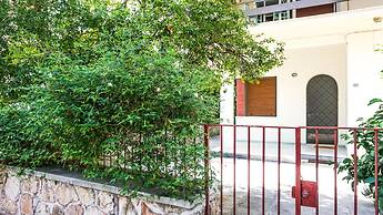 A Happy stay by Edem Beach