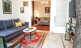 A Happy stay by Edem Beach