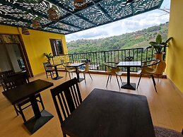 Cactus Creek Ghana Hotel