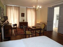 Chateau De Clusors