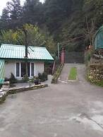 Asaka Himalayan Inspiration lodge Kasol