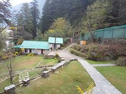 Asaka Himalayan Inspiration lodge Kasol