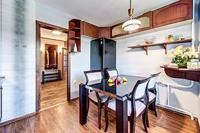 Home4day 2bedroom flat by Aurora cruiser