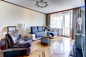 Home4day 2bedroom flat by Aurora cruiser