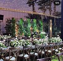 Turquoise Beach Resort