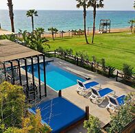 Turquoise Beach Resort