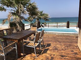 Turquoise Beach Resort