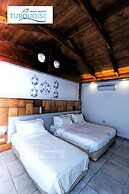 Turquoise Beach Resort