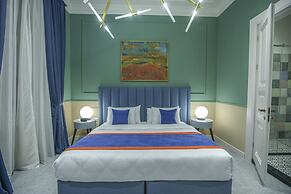 Heritage Hotel and Suites