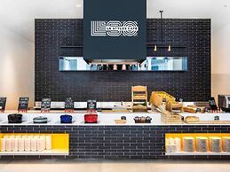 ibis Styles Dubai Airport Hotel