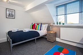 The Manchester Pad - Sleeps 12