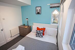 The Manchester Pad - Sleeps 12