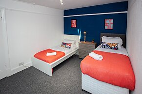 The Manchester Pad - Sleeps 12