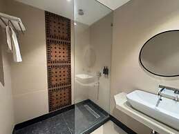 Status Club Resort