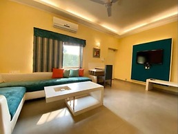 Status Club Resort