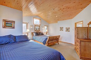 Boulder Lodge At Peak 8 4 Bedroom Home by RedAwning