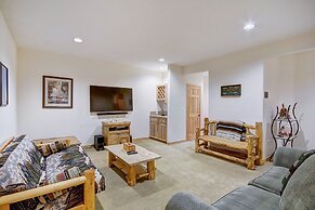 Boulder Lodge At Peak 8 4 Bedroom Home by RedAwning