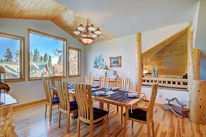 Boulder Lodge At Peak 8 4 Bedroom Home by RedAwning