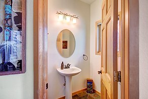 Boulder Lodge At Peak 8 4 Bedroom Home by RedAwning