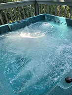 Amazing Sunsets 3 Bedroom Home by RedAwning