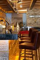 Magna Pivot Hotel - Boutique Class