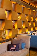 Magna Pivot Hotel - Boutique Class