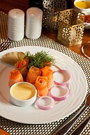 Magna Pivot Hotel - Boutique Class