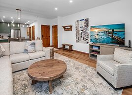 Aspenwood 102 2 Bedroom Condo by RedAwning