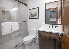 Aspenwood 102 2 Bedroom Condo by RedAwning