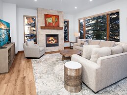 Aspenwood 102 2 Bedroom Condo by RedAwning