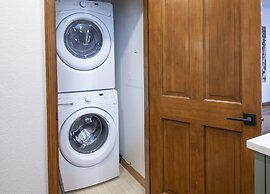 Aspenwood 102 2 Bedroom Condo by RedAwning