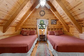The Lazy K 3 Bedroom Cabin by RedAwning