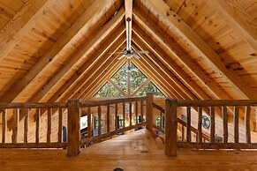 The Lazy K 3 Bedroom Cabin by RedAwning