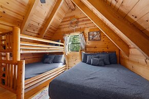 The Lazy K 3 Bedroom Cabin by RedAwning