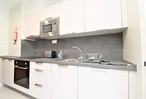 Grey Apartment in City Center with Sea View