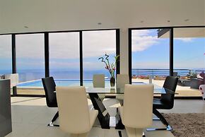 Plaza Villa with Private Pool