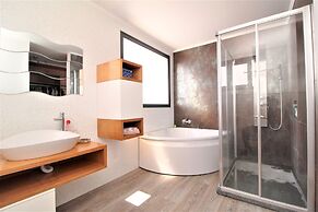 Plaza Villa with Private Pool