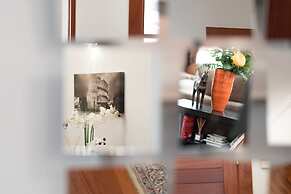 Villa Loreina Palace