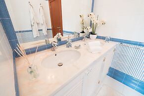 Villa Loreina Palace