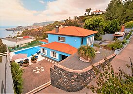 Villa Loreina Palace