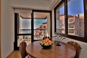 Caracas One Bedroom Apartment Sea View