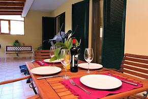 Lido Apartment Excellant Location