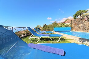 Santa Cruz Villa Private Pool