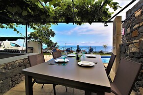 Santa Cruz Villa Private Pool