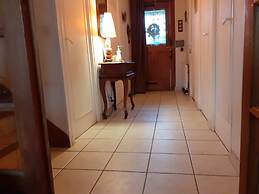 Chambre dans une maison pleine de vie